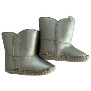 Silver Infant Uggs Size 1